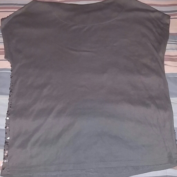 Forever 21 Gray top with sequins - Picture 4 of 7